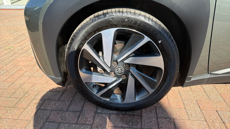 Toyota Aygo X 1.0 VVT-i Edge 5dr Petrol Hatchback